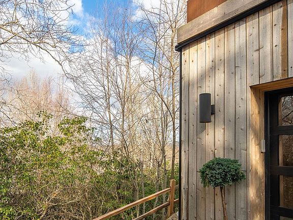 29th image of this home