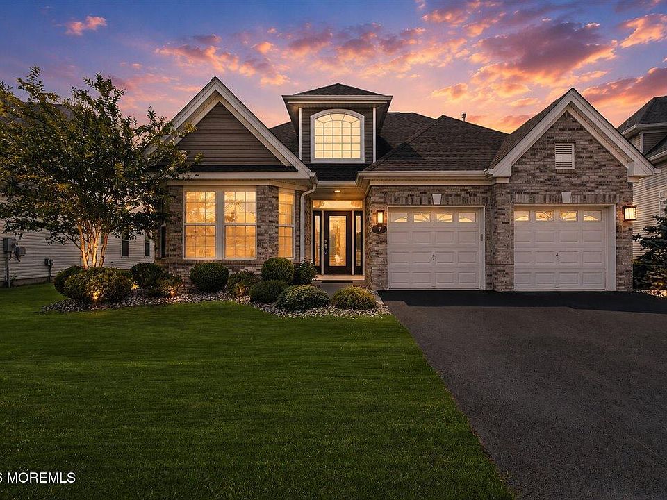 1st image of 7 Firefly Lane