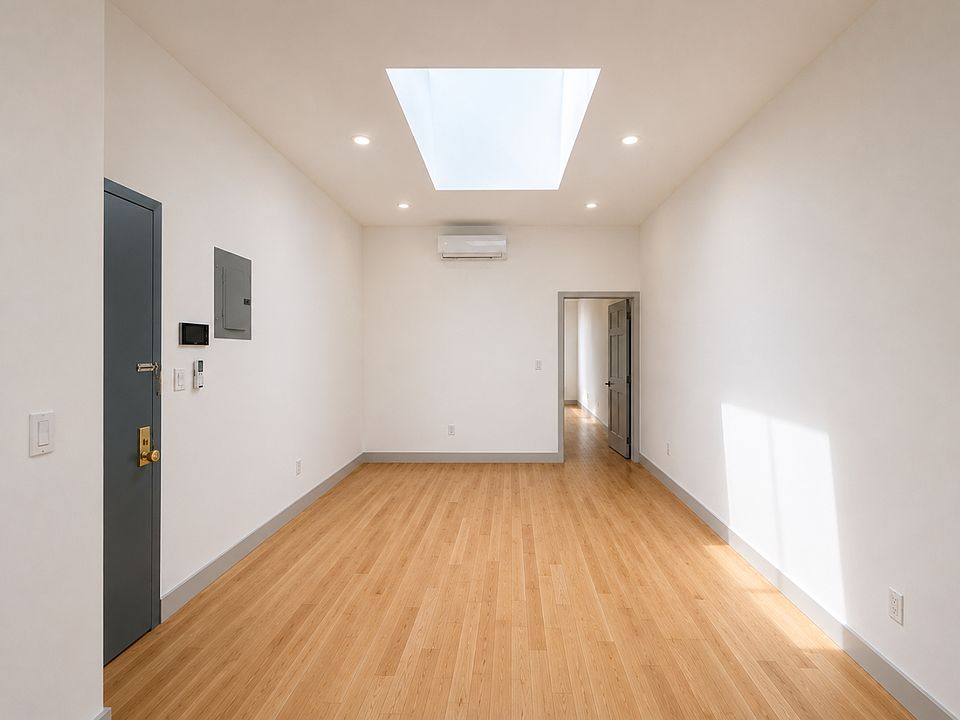 1st image of 1726 Summerfield St #2A