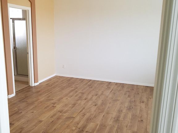 3rd image of 3584 E Longhorn St