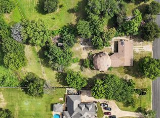 2609 Woodson Dr, Bedford, TX 76021