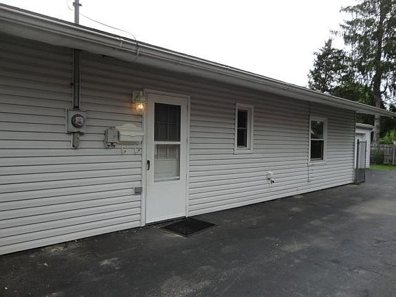 2nd image of 4029 Sylvia Ln