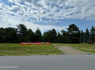 3 Meadowlark Ln, Warrensburg, NY 12885