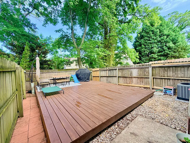 326 Harrier St — Photo 28