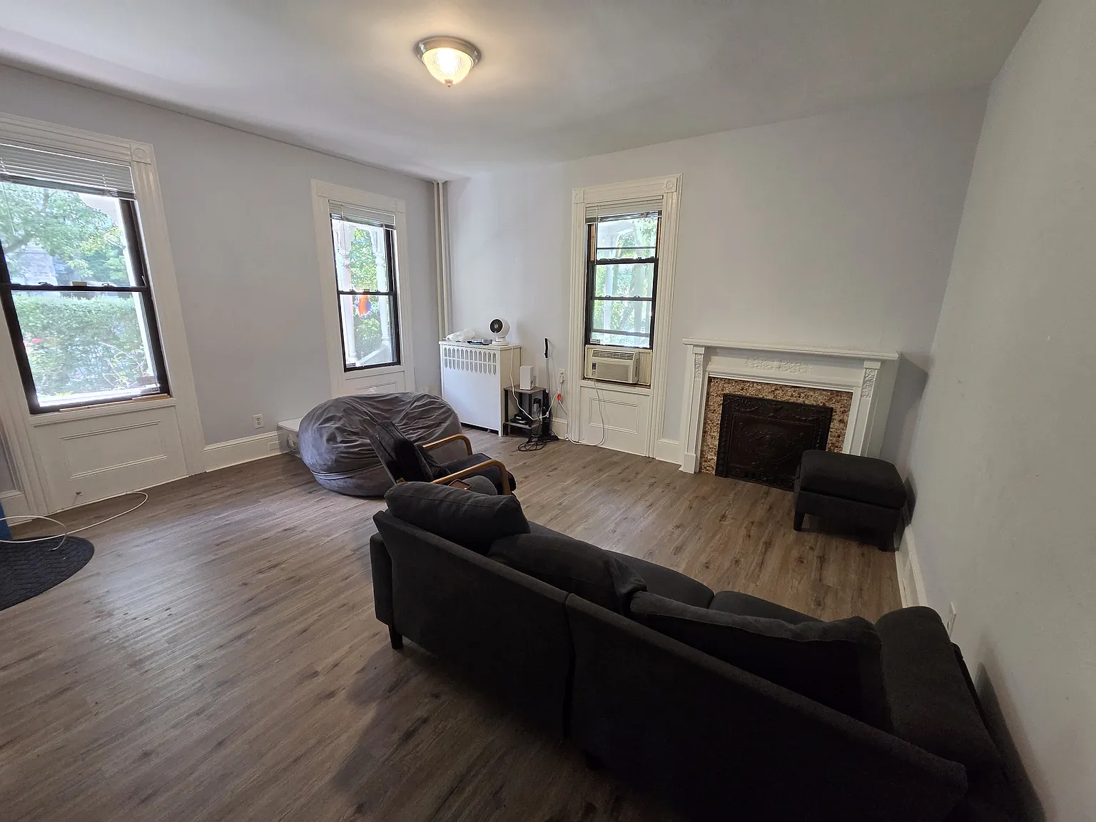 2 bed, 1.5 bath, 950 sqft, $2,695 — Photo 3