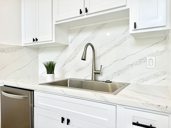 Gorgeous new kitchen, with large Modern sink! All new stainless-steel HIGH END appliances, as well!