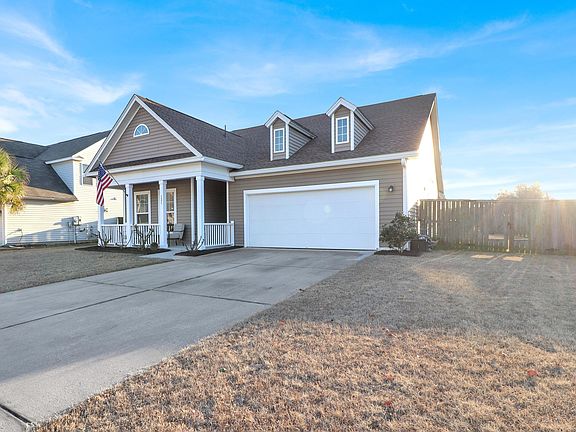 3rd image of 131 Cypress Plantation Rd