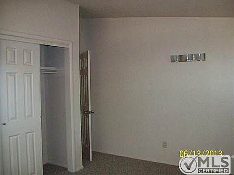 3rd image of 4425 N 9th St