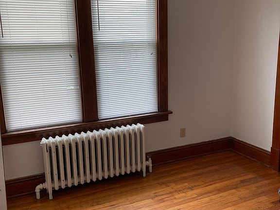 2nd image of 3 Leighton St #2