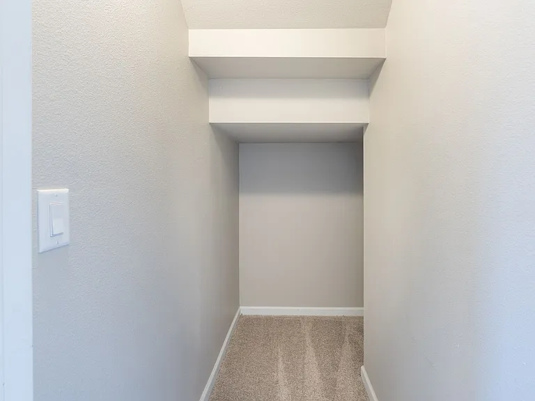 6909 Daniel Defoe Dr — Photo 15