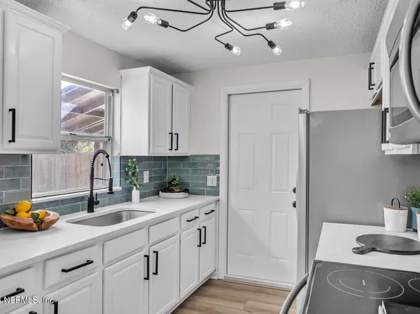 7539 WALDEN Road, Jacksonville, FL 32244