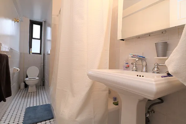 Rented by Corcoran | media 9