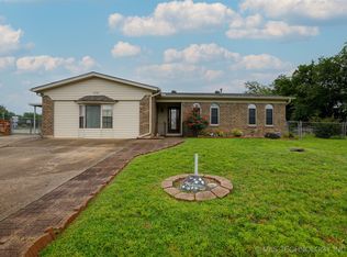 12130 E 21st Pl, Tulsa, OK 74129
