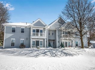 2755 N Forest Rd APT B, Getzville, NY 14068