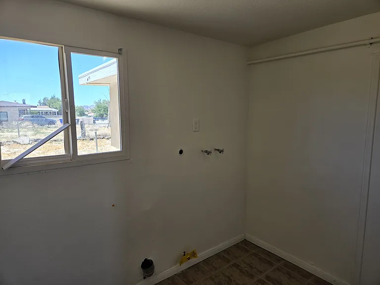 34568 Western Dr — Photo 8