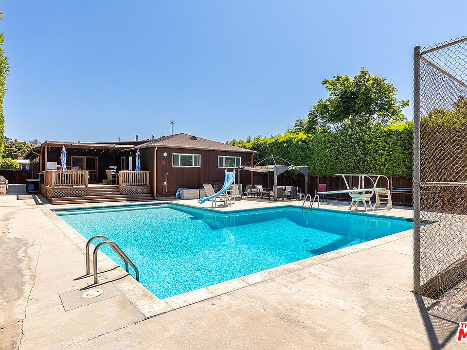1st image of 3407 Cabrillo Blvd