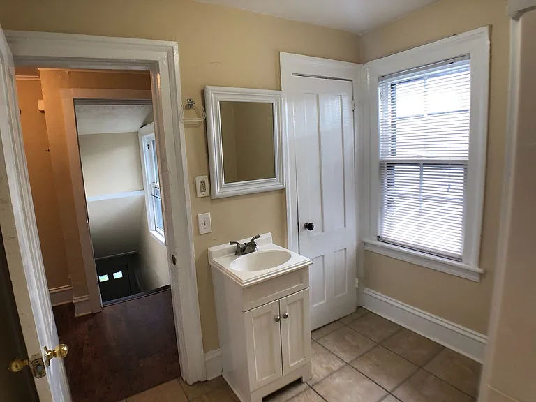 777 South Avenue — Photo 15