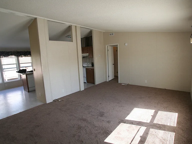 2747 Olivine St — Photo 2