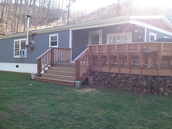 3rd image of 85 Sissys Cove Rd