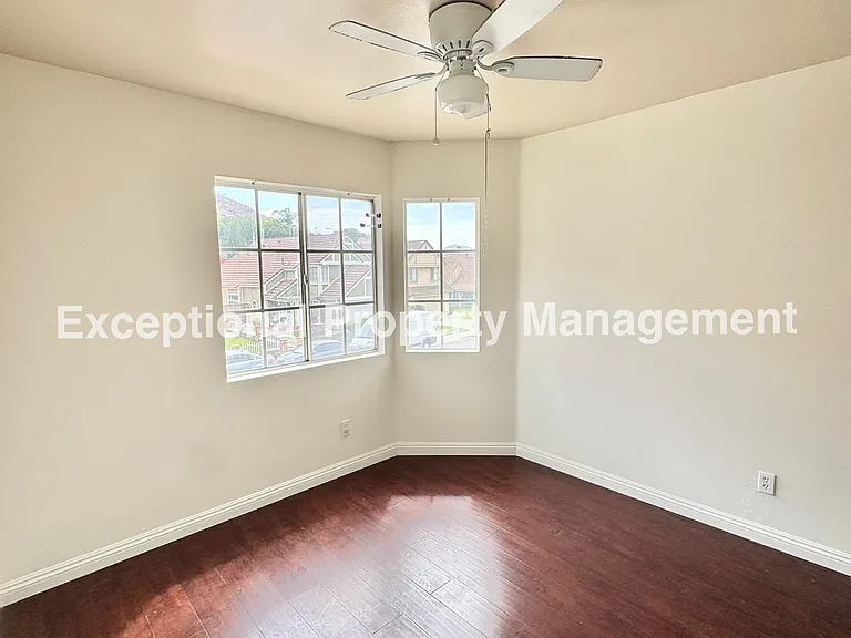 16202 Trailwinds Dr — Photo 14