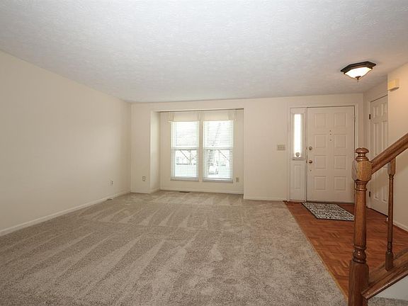 5th image of 2085 Stratford Ct