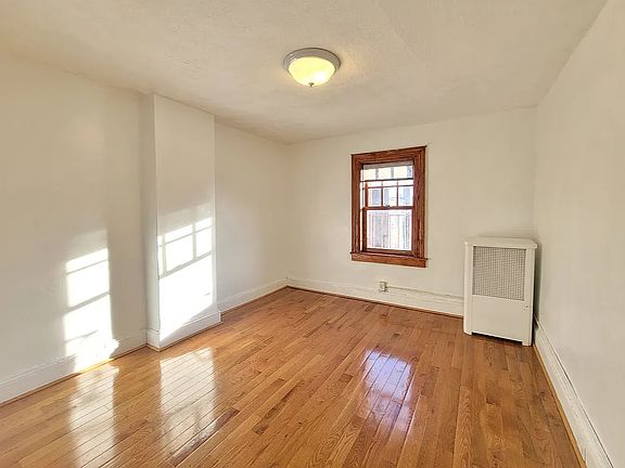 4th image of 23-14 21st Ave #3
