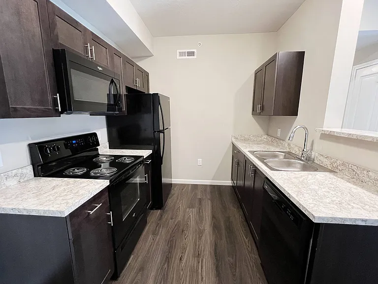 Parkway Trails — Photo 64