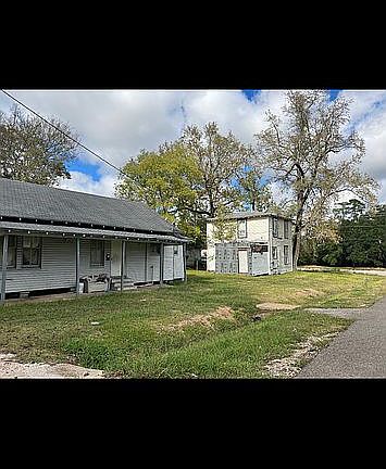 5th image of 2505 E Lucas Dr