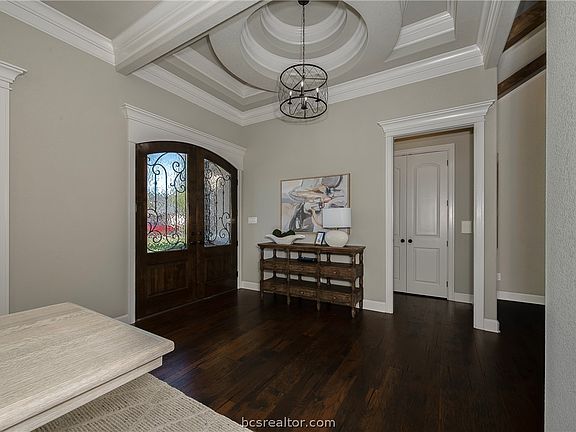 5th image of 1202 Quarry Oaks Dr