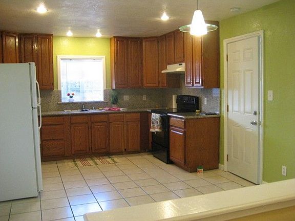 2nd image of 6225 Madelaine Dr