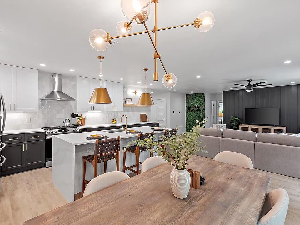 1st image of 8517 Romney Rd