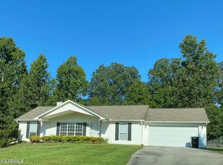 213 Shenendoah Dr, Friendsville, TN 37737