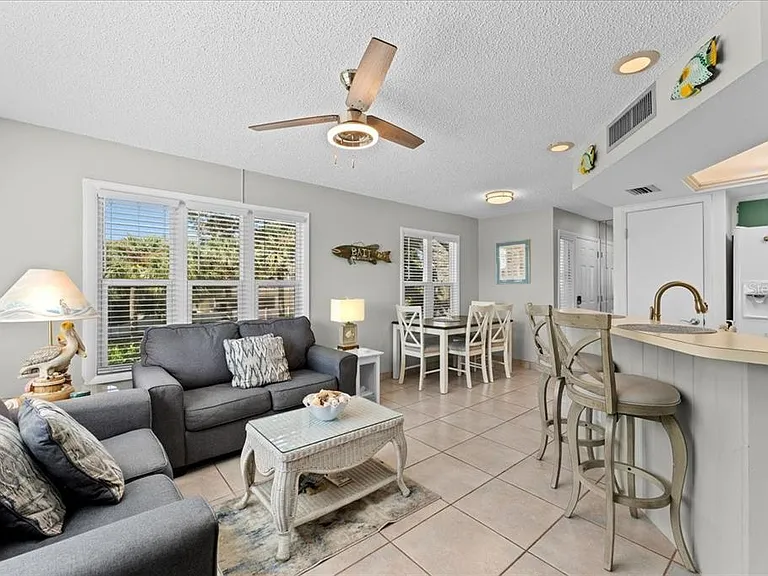 112 Gulf Blvd #A — Photo 3