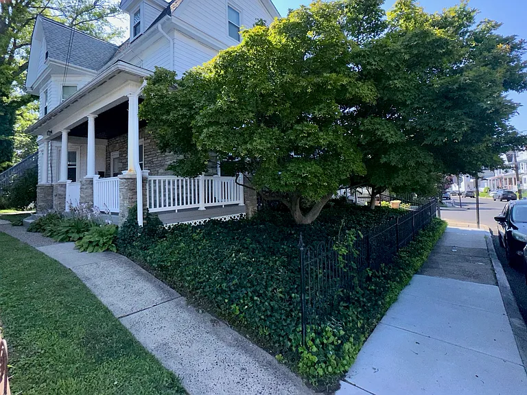 402 Cottman St #A — Photo 2