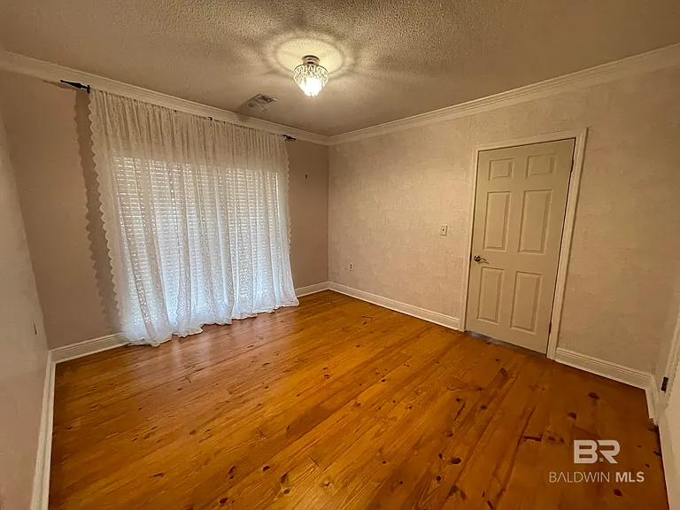 6621 Purvis Rd — Photo 25