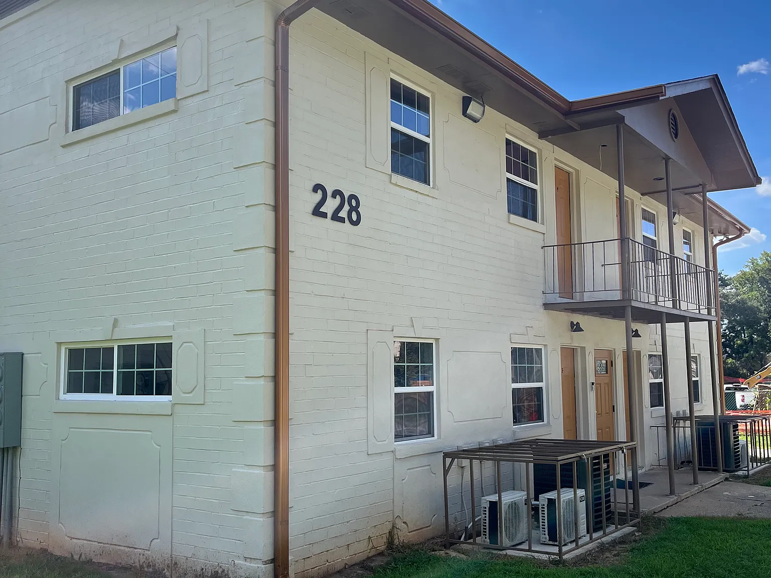 2 bed, 685 sqft, $1,200 — Photo 1