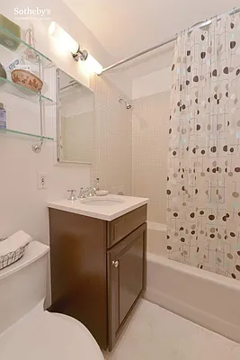 Rented by Sotheby's International Realty | media 11