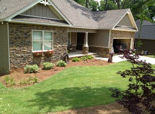 2007 Rockledge Cir, Opelika, AL 36801