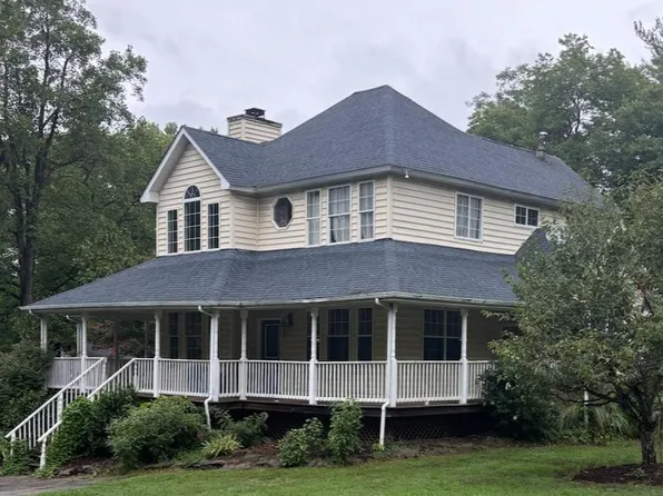 10468 Mark Dr, Waldorf, MD 20601