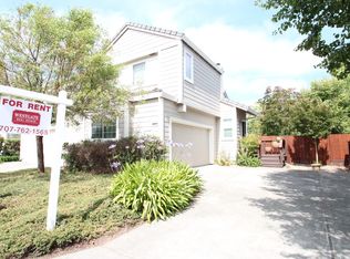 1821 Carneros Cir, Petaluma, CA 94954