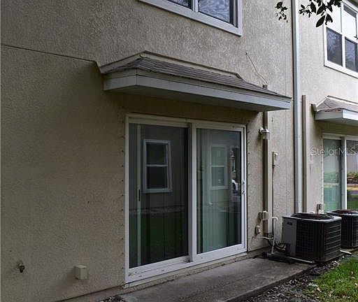 2nd image of 2513 Harn Blvd Unit 4