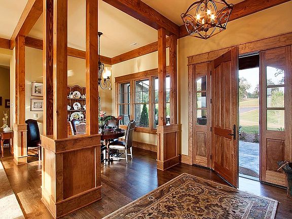 3rd image of 119 Majestic View Ct