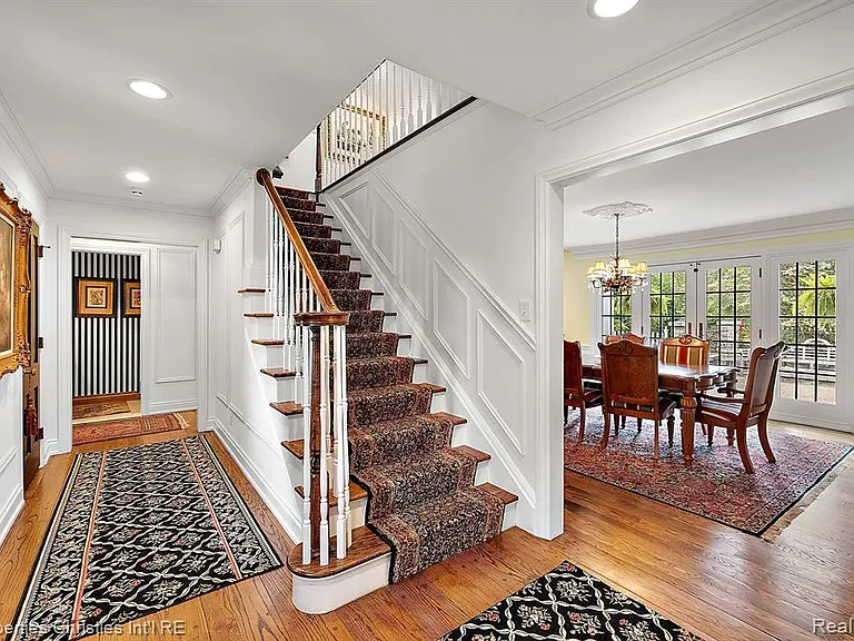 275 Barden Rd — Photo 11