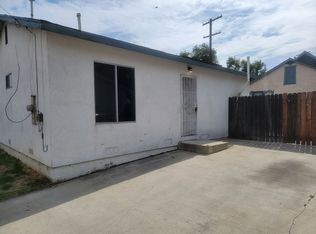 402 N 11th Ave #1/2, Upland, CA 91786