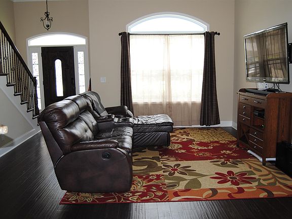 5th image of 1488 Amberley Dr