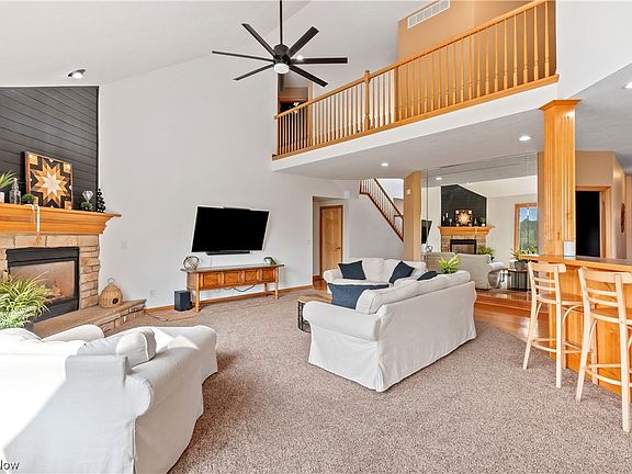 5th image of 6361 Highland Green Dr