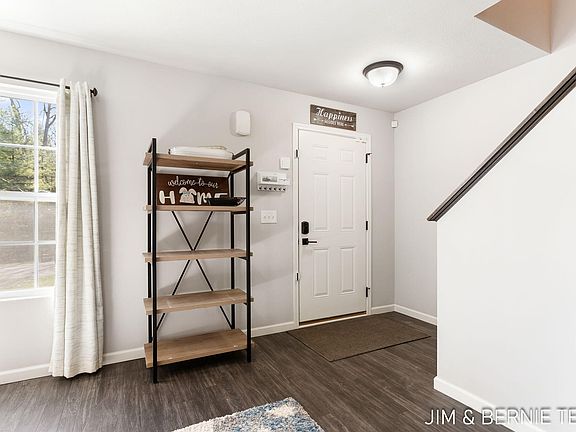 5th image of 1654 Ryan Woods Ct