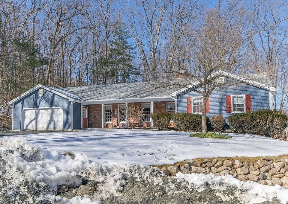 476 Rd, West Springfield, MA 01089 Zillow