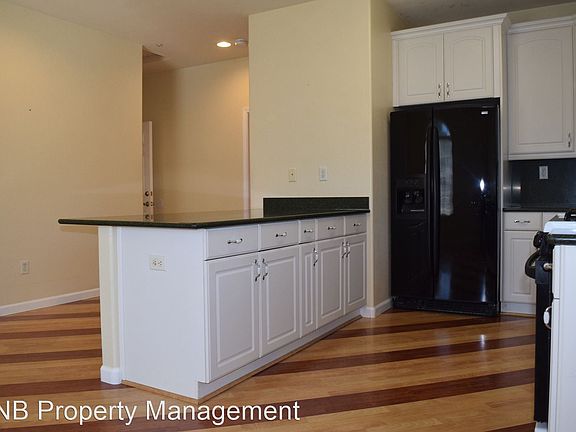 5th image of 7698 Highland Ave Unit B