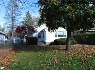 124 Grand Blvd, Loves Park, IL